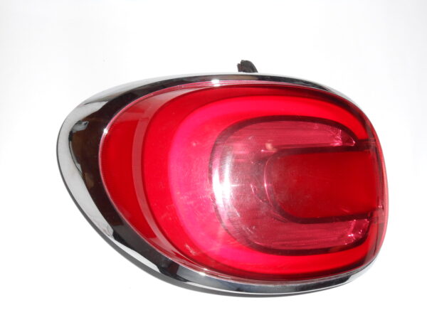 Vendo fanale posteriore sinistro a Led Fiat 500 L